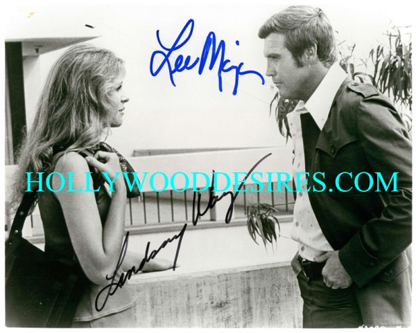 LEE MAJORS AND LINDSAY WAGNER SIGNED AUTOGRAPHED 8x10 PHOTO 6 MILLION DOLLAR MAN AND BIONIC WOMAN